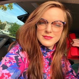 Meet your Posher, Gillian aka Gilli